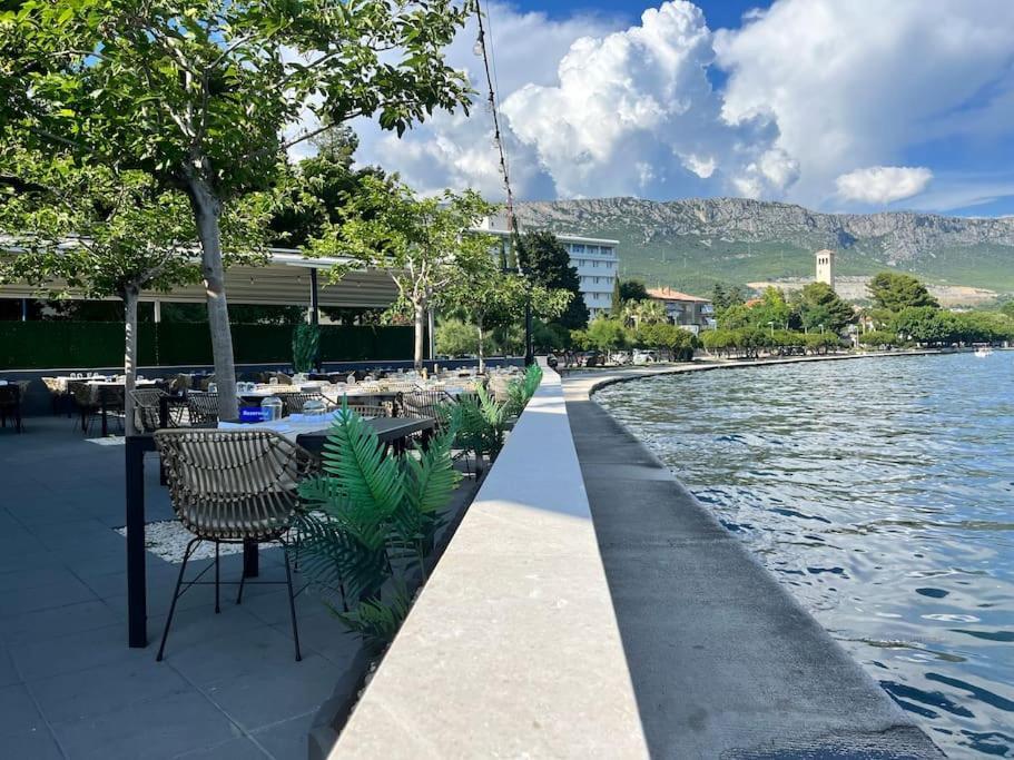 Apartment Kalliope, 200M Sea Kaštela Buitenkant foto