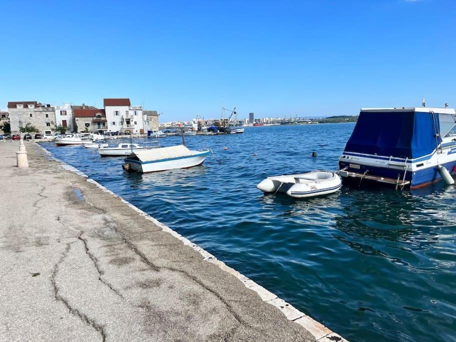 Apartment Kalliope, 200M Sea Kaštela Buitenkant foto